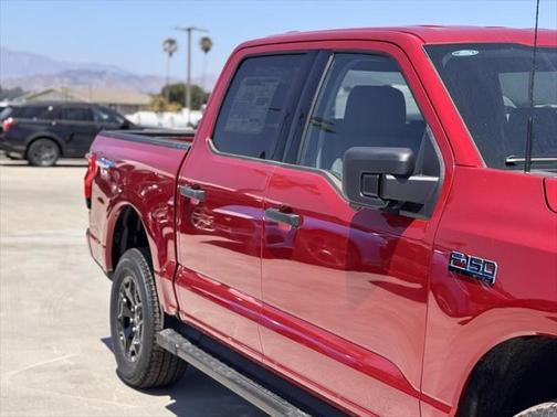 2025 Ford F-150 Lightning XLT