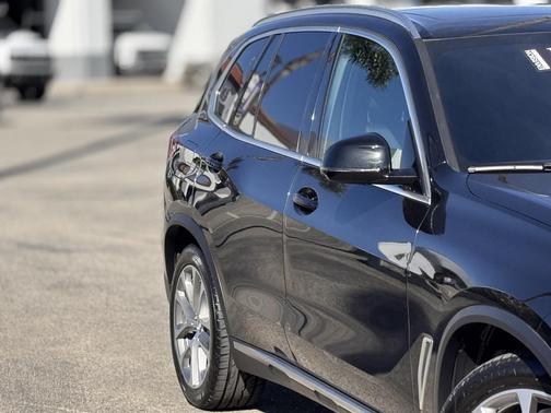 2022 BMW X5 sDrive40i