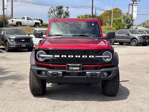 Ruby Red Metallic Tinted Clearcoat 2026 Ford Bronco Badlands