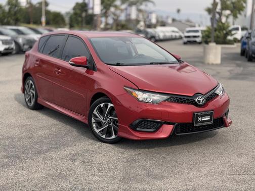 2017 Toyota Corolla iM Base