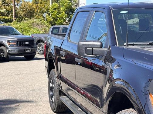 Agate Black Metallic 2026 Ford F-150 STX