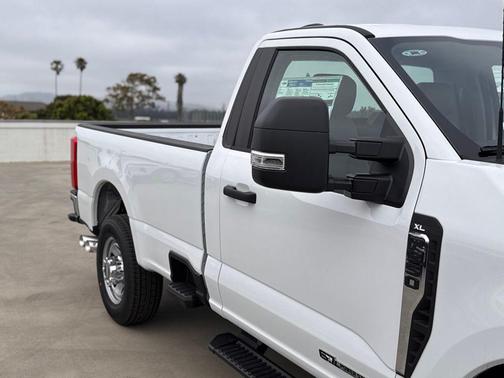 2025 Ford F-350 XL