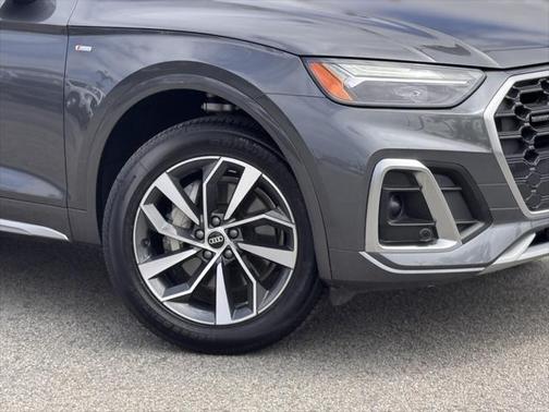 2023 Audi Q5 45 S line Premium Plus