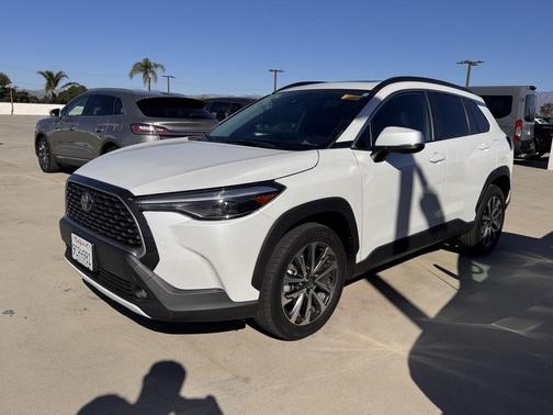 2022 Toyota Corolla Cross XLE