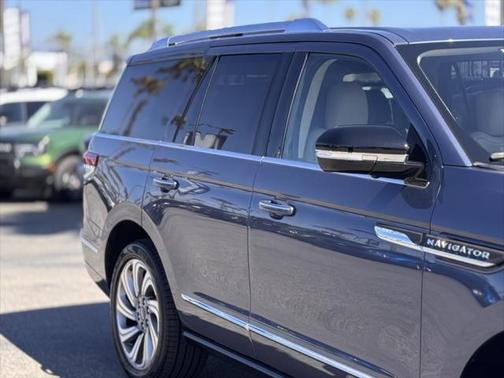 2022 Lincoln Navigator Reserve