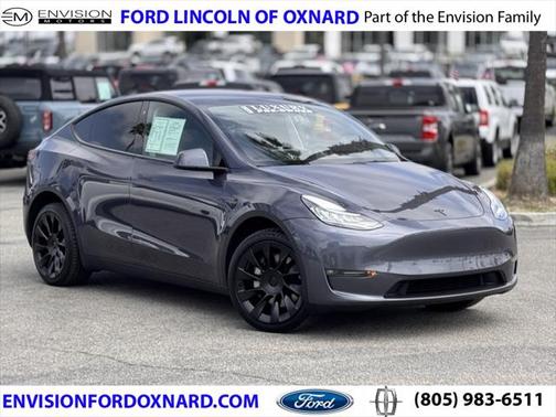 2022 Tesla Model Y Long Range Dual Motor All-Wheel Drive