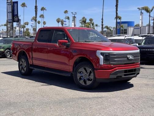 2025 Ford F-150 Lightning LARIAT