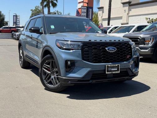 Vapor Blue Metallic 2026 Ford Explorer ST