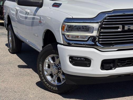Bright White Clearcoat 2024 RAM 2500 Laramie Crew Cab 4x4 6'4' Box