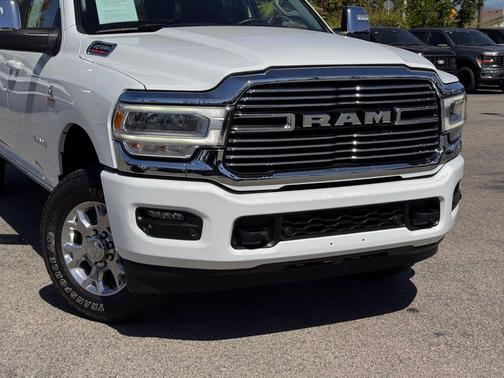Bright White Clearcoat 2024 RAM 2500 Laramie Crew Cab 4x4 6'4' Box
