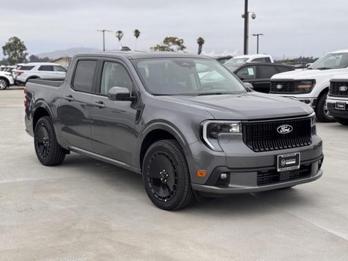 2025 Ford Maverick Lobo Standard