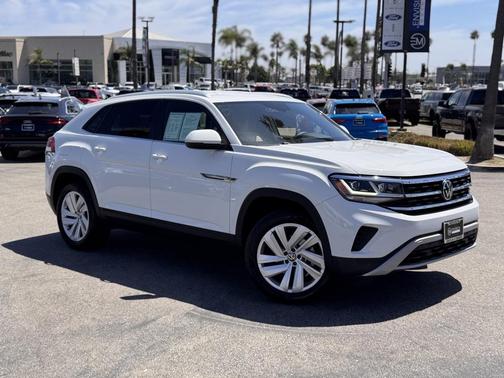2023 Volkswagen Atlas Cross Sport 2.0T SE w/Technology