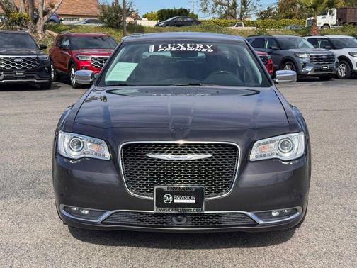 2019 Chrysler 300 Limited