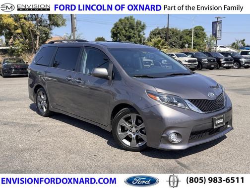 2015 Toyota Sienna SE