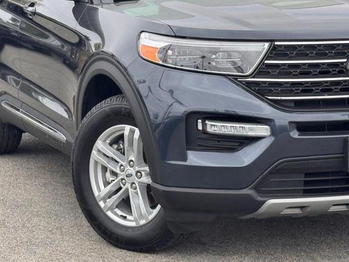 Stone Blue Metallic 2024 Ford Explorer XLT