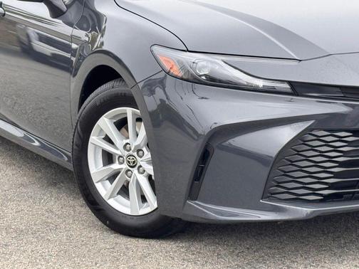 Underground 2025 Toyota Camry LE