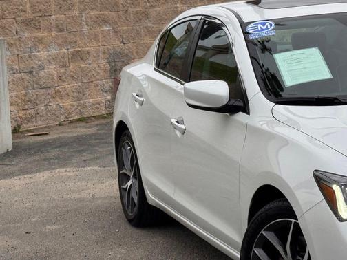 Platinum White Pearl 2020 Acura ILX Premium Package