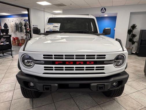 Oxford White 2026 Ford Bronco Heritage Edition
