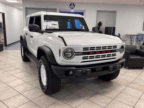 Oxford White 2026 Ford Bronco Heritage Edition