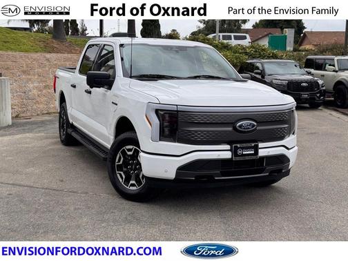 Oxford White 2023 Ford F-150 Lightning XLT