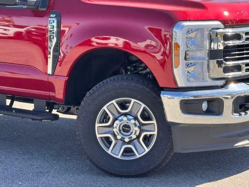 2025 Ford F-350 XLT