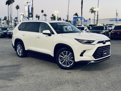 2024 Toyota Grand Highlander Platinum
