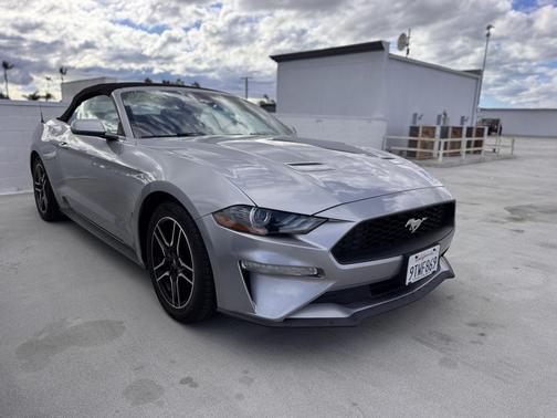 2022 Ford Mustang EcoBoost Premium