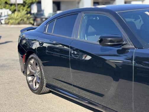 2019 Dodge Charger GT