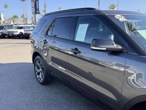 2018 Ford Explorer Sport