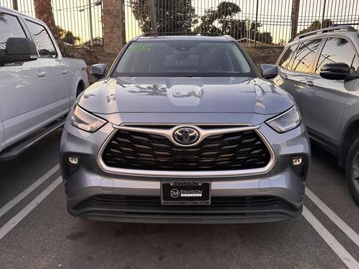 2021 Toyota Highlander Hybrid XLE