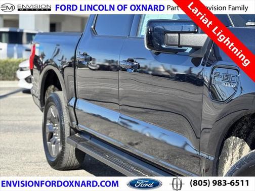 2023 Ford F-150 Lightning LARIAT