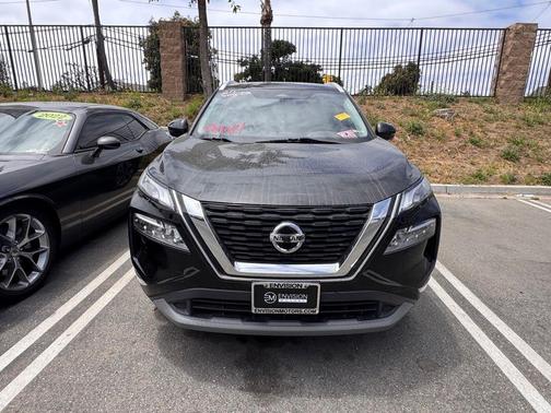 Super Black 2021 Nissan Rogue SV
