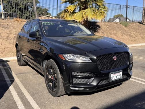 2017 Jaguar F-PACE 35t R-Sport