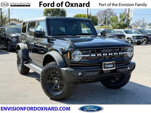 Shadow Black 2026 Ford Bronco Outer Banks