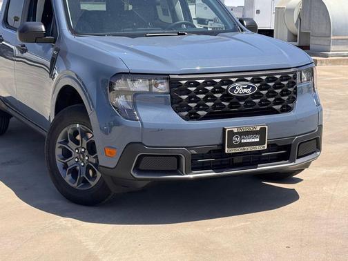 Azure Gray Metallic Tri-Coat 2026 Ford Maverick XLT