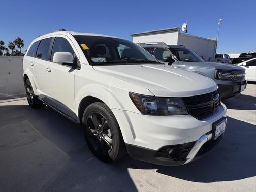 2020 Dodge Journey Crossroad