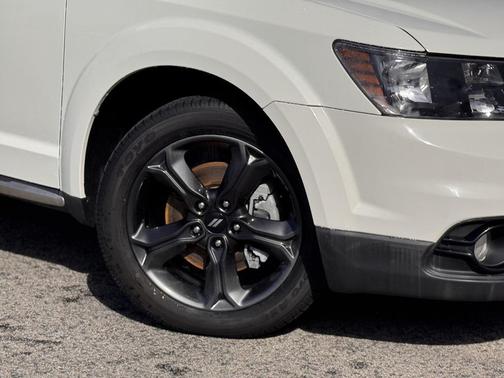 2020 Dodge Journey Crossroad