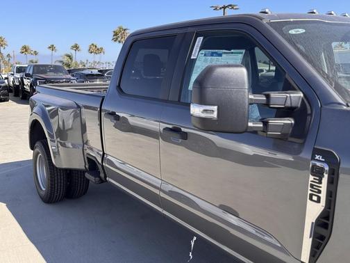 2025 Ford F-350 XL