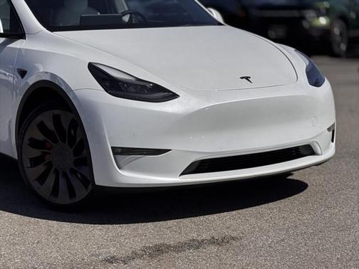 2022 Tesla Model Y Performance Dual Motor All-Wheel Drive