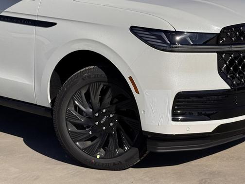 2025 Lincoln Navigator Black Label