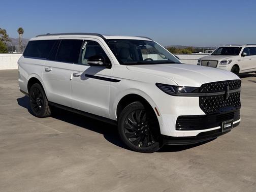 2025 Lincoln Navigator Black Label
