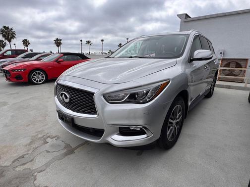 2018 INFINITI QX60 Base