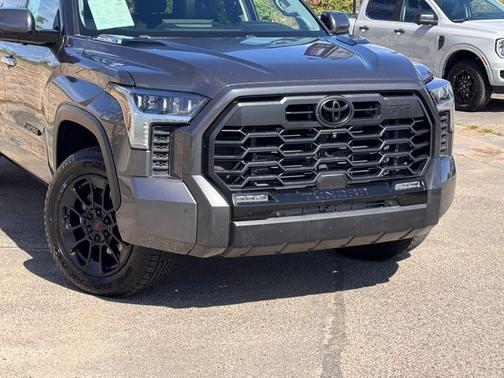 2023 Toyota Tundra Hybrid Limited