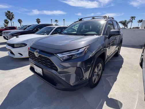 2025 Toyota RAV4 Hybrid LE