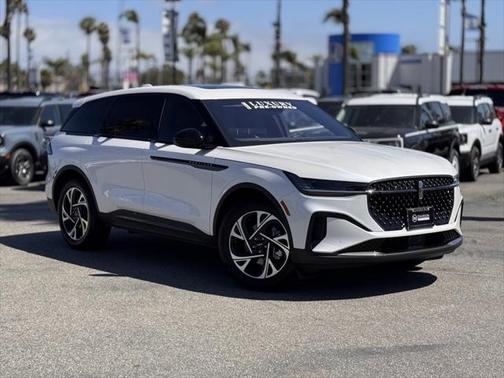 2025 Lincoln Nautilus Premiere