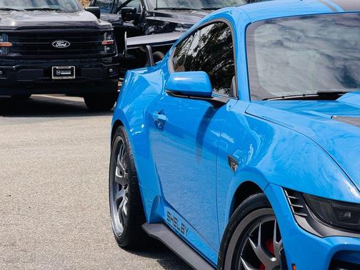 Grabber Blue Metallic 2026 Ford Mustang GT Premium