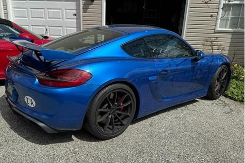 2016 Porsche Cayman GT4