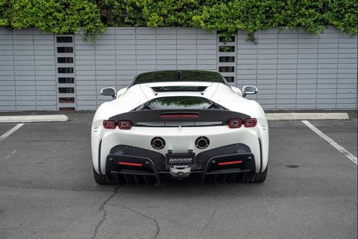 2022 Ferrari SF90 Stradale Coupe