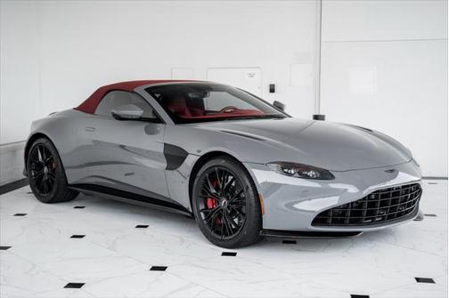 2021 Aston Martin Vantage Roadster