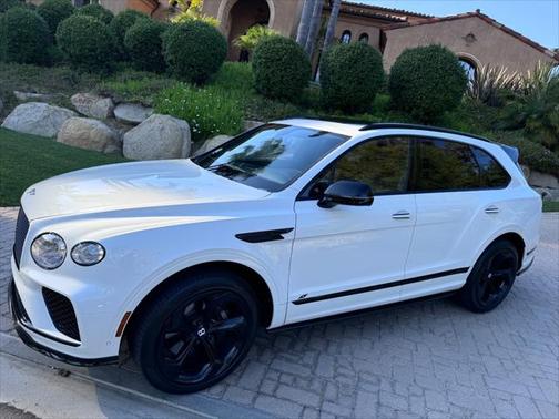 2022 Bentley Bentayga V8